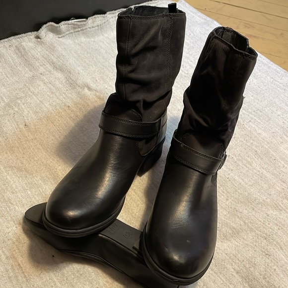 Bogs Black Water-resistant Leather Boots Women’s size 11 - Picture 2 of 14